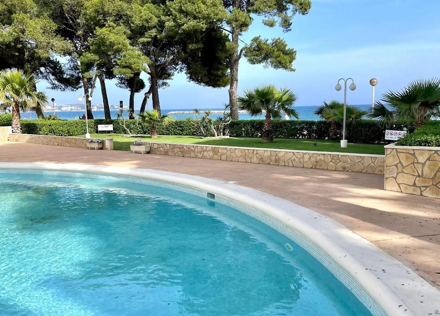 Apartbeach Internacional 1 Residencial Y Piscinas Cambrils