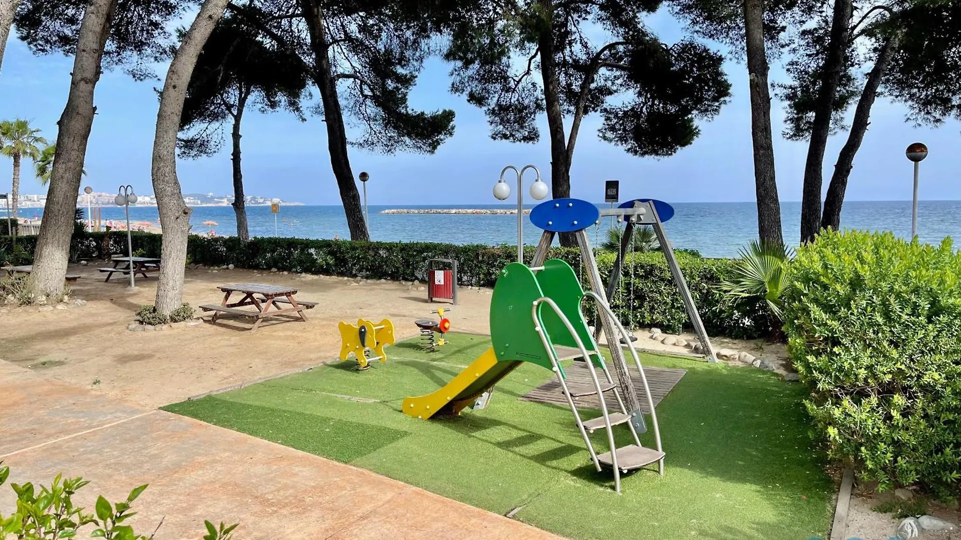 Apartment Apartbeach Internacional 1 Residencial Y Piscinas Cambrils Spain