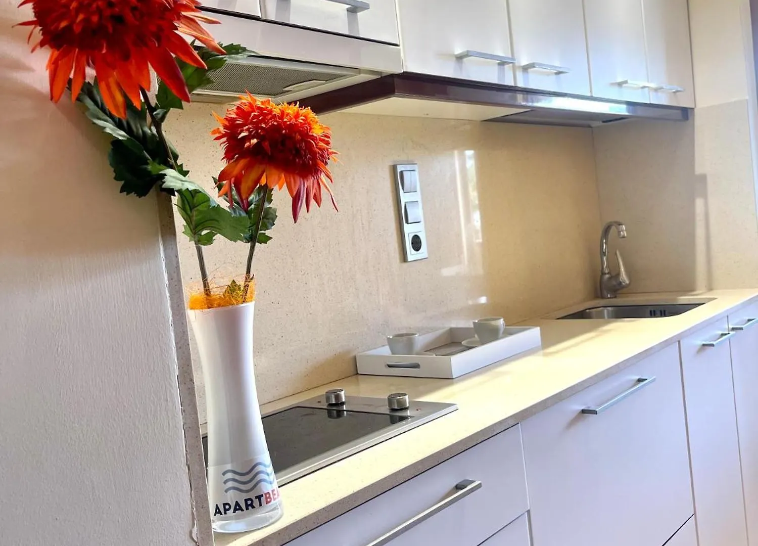 Apartbeach Internacional 1 Residencial Y Piscinas Cambrils 0*,